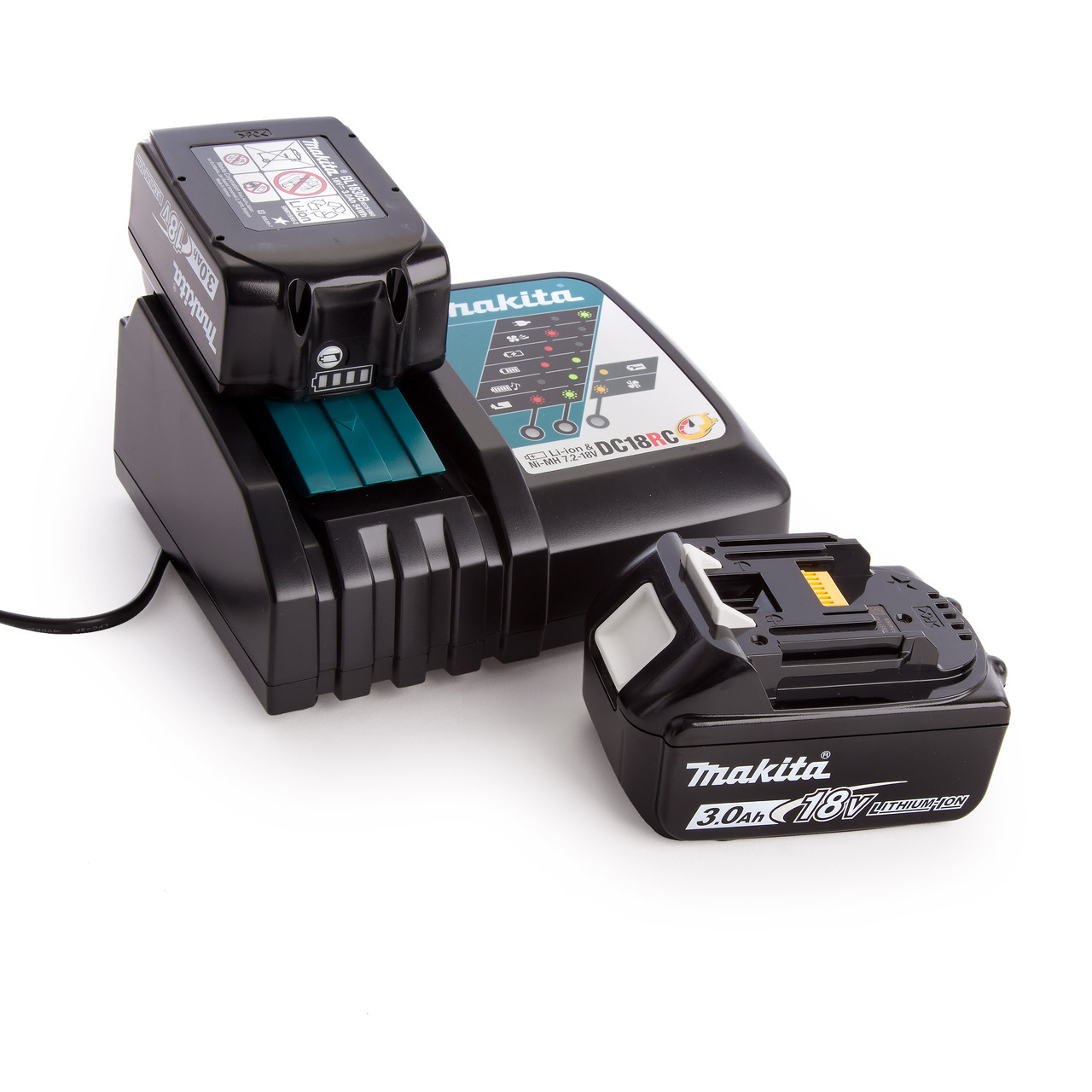 Makita 2 x BL1830B батерии и DC18RC бързо зарядно устройство